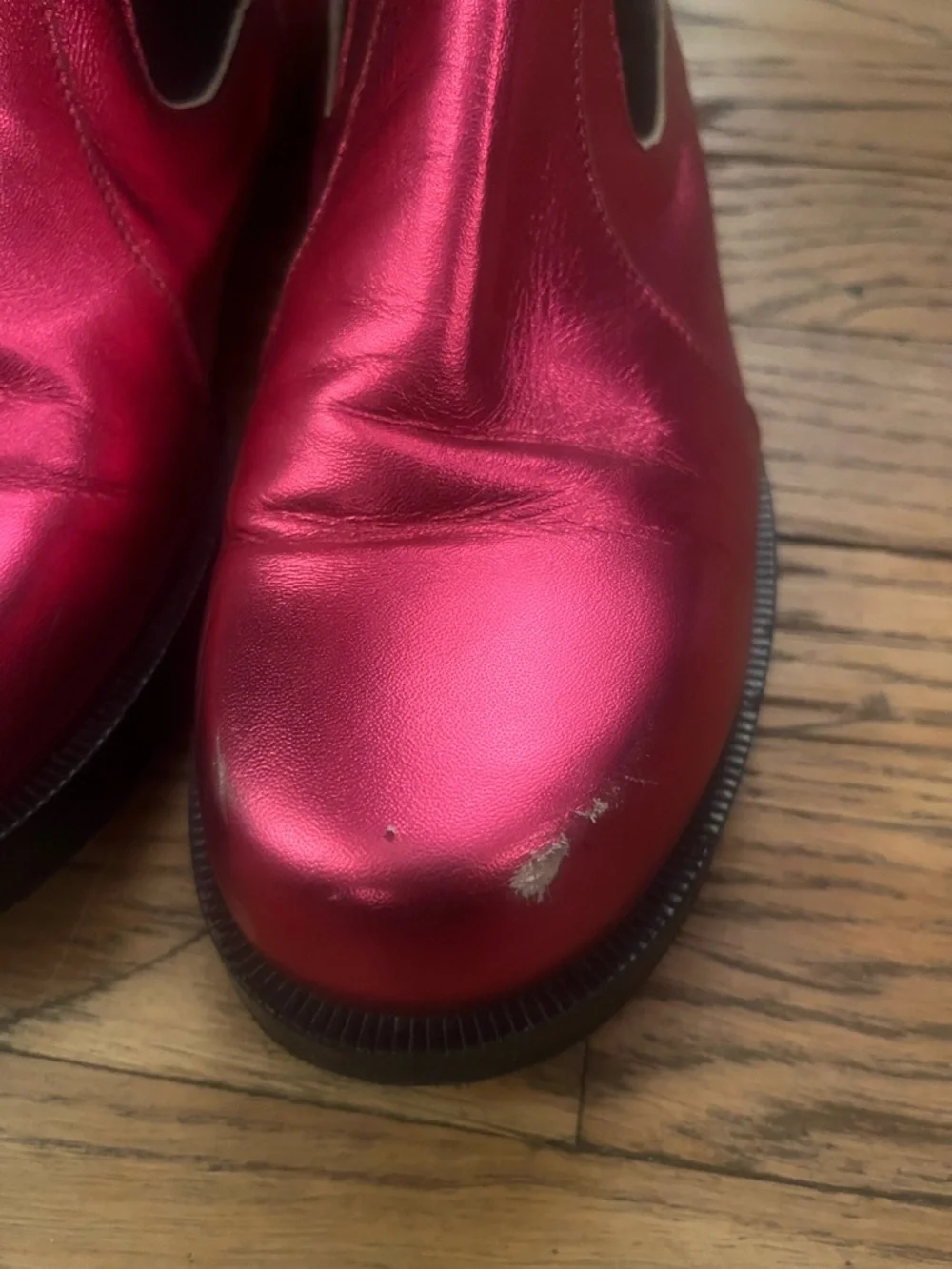 1017 Alyx 9SM metallic pink Chelsea boots